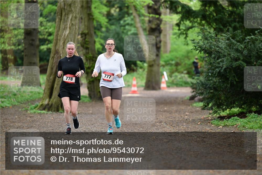 19.04.2026 - Hammer Lauf Dr. Thomas Lammeyer http://msf.ph/oto/9543072 19.04.2026 11:01:59 Laufen 778, 777 meine-sportfotos.de