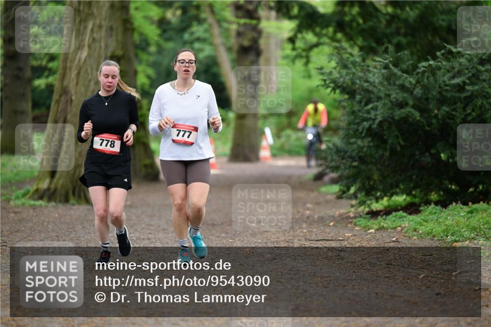19.04.2026 - Hammer Lauf Dr. Thomas Lammeyer http://msf.ph/oto/9543090 19.04.2026 11:02:01 Laufen 778, 777 meine-sportfotos.de