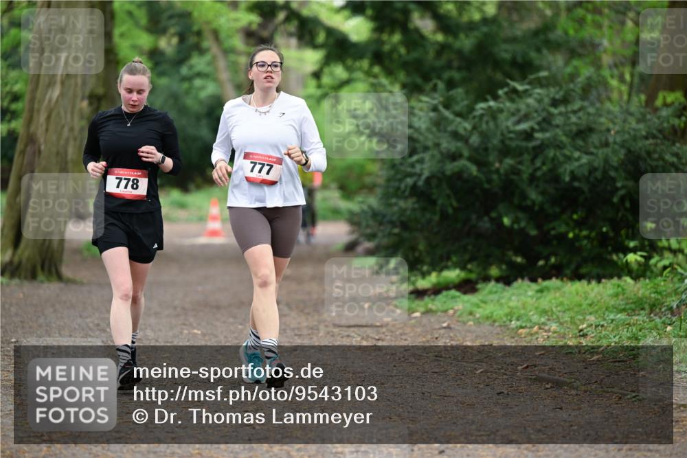19.04.2026 - Hammer Lauf Dr. Thomas Lammeyer http://msf.ph/oto/9543103 19.04.2026 11:02:02 Laufen 778, 777 meine-sportfotos.de
