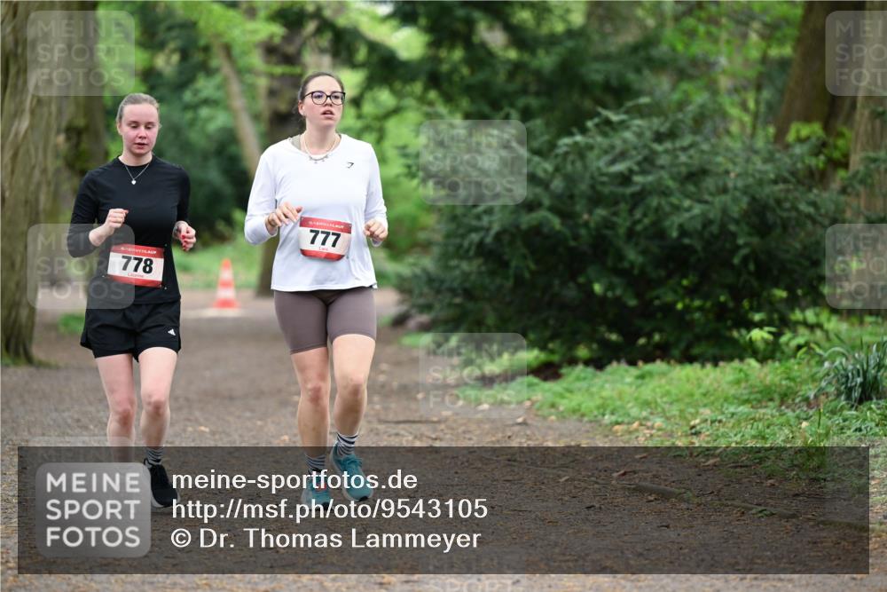 19.04.2026 - Hammer Lauf Dr. Thomas Lammeyer http://msf.ph/oto/9543105 19.04.2026 11:02:03 Laufen 778, 777 meine-sportfotos.de