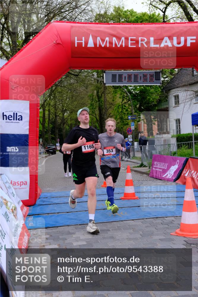 19.04.2026 - Hammer Lauf Tim E. http://msf.ph/oto/9543388 19.04.2026 12:07:34 Ziel 351, 353, 1165, 1292 meine-sportfotos.de