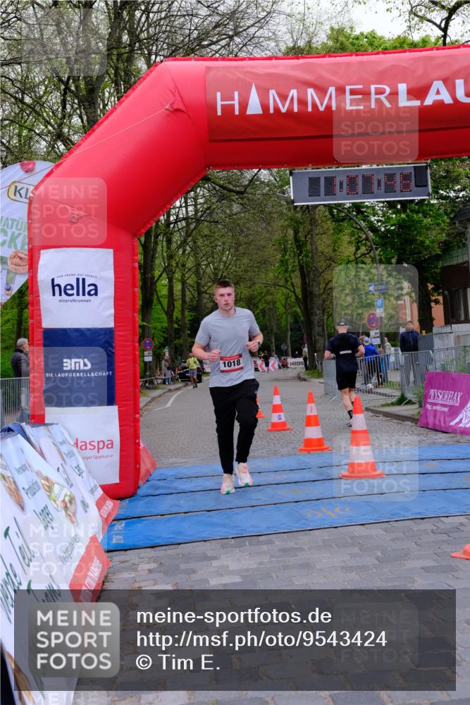19.04.2026 - Hammer Lauf Tim E. http://msf.ph/oto/9543424 19.04.2026 12:07:54 Ziel 157, 398, 562, 1018 meine-sportfotos.de