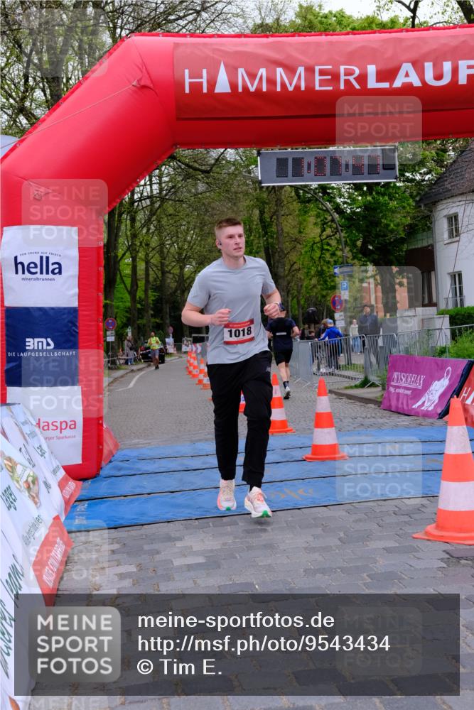 19.04.2026 - Hammer Lauf Tim E. http://msf.ph/oto/9543434 19.04.2026 12:07:55 Ziel 157, 398, 562, 1018 meine-sportfotos.de
