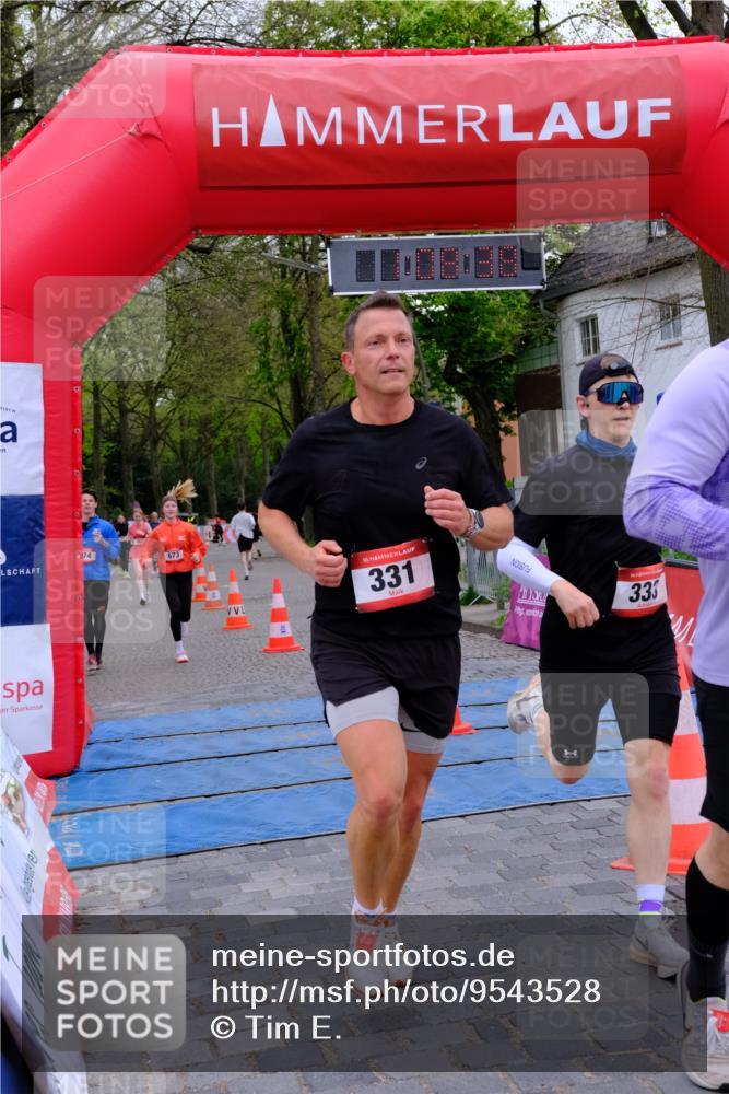 19.04.2026 - Hammer Lauf Tim E. http://msf.ph/oto/9543528 19.04.2026 12:08:46 Ziel 18, 331, 333, 349, 673, 674 meine-sportfotos.de