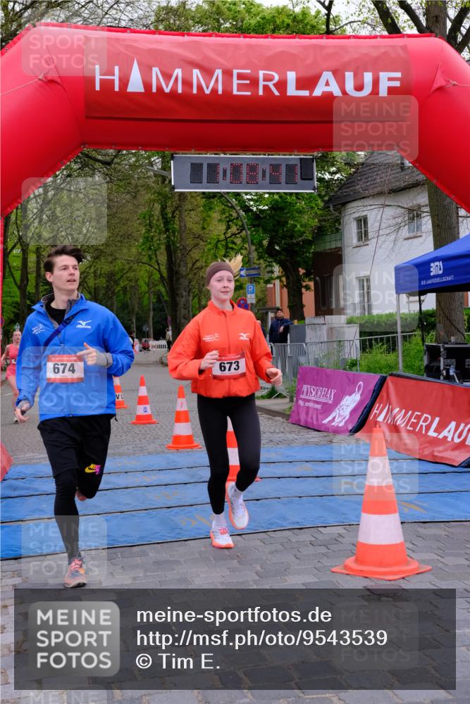 19.04.2026 - Hammer Lauf Tim E. http://msf.ph/oto/9543539 19.04.2026 12:08:49 Ziel 18, 21, 331, 333, 406, 407, 673, 674 meine-sportfotos.de