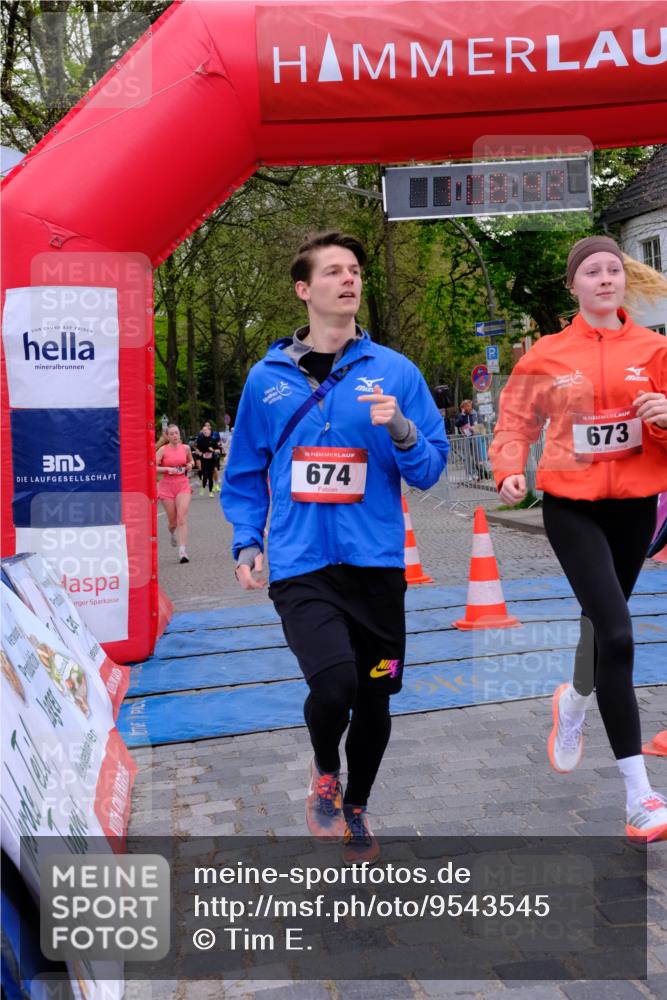 19.04.2026 - Hammer Lauf Tim E. http://msf.ph/oto/9543545 19.04.2026 12:08:50 Ziel 18, 21, 331, 333, 406, 407, 673, 674 meine-sportfotos.de
