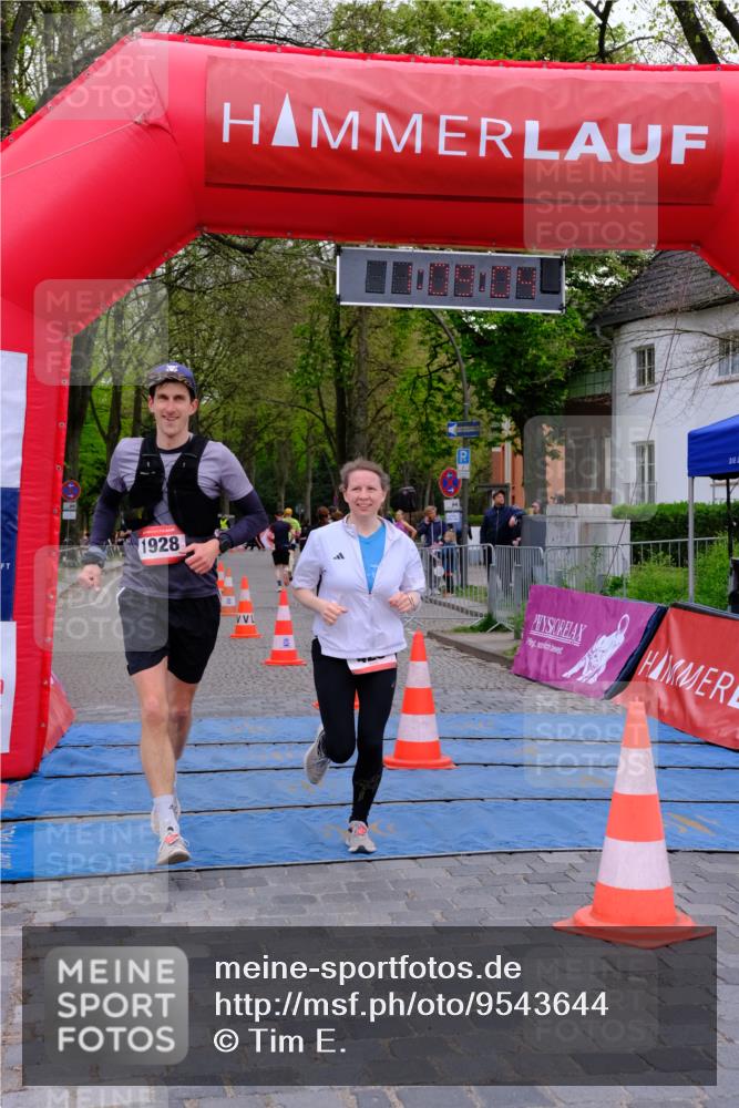 19.04.2026 - Hammer Lauf Tim E. http://msf.ph/oto/9543644 19.04.2026 12:09:12 Ziel 409, 420, 1928 meine-sportfotos.de