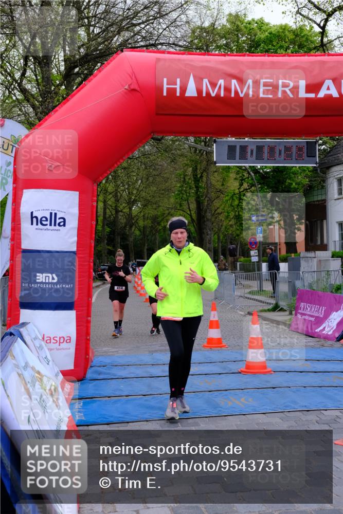 19.04.2026 - Hammer Lauf Tim E. http://msf.ph/oto/9543731 19.04.2026 12:10:36 Ziel 414, 416, 418 meine-sportfotos.de