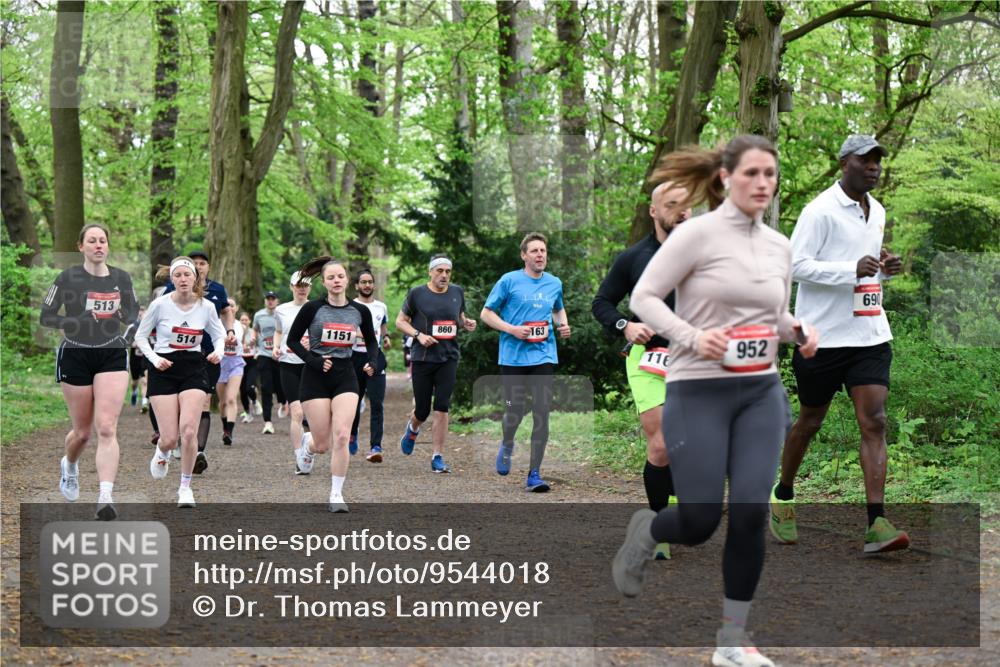 19.04.2026 - Hammer Lauf Dr. Thomas Lammeyer http://msf.ph/oto/9544018 19.04.2026 11:04:02 Laufen 513, 163, 860, 1151, 116, 514, 952, 690 meine-sportfotos.de