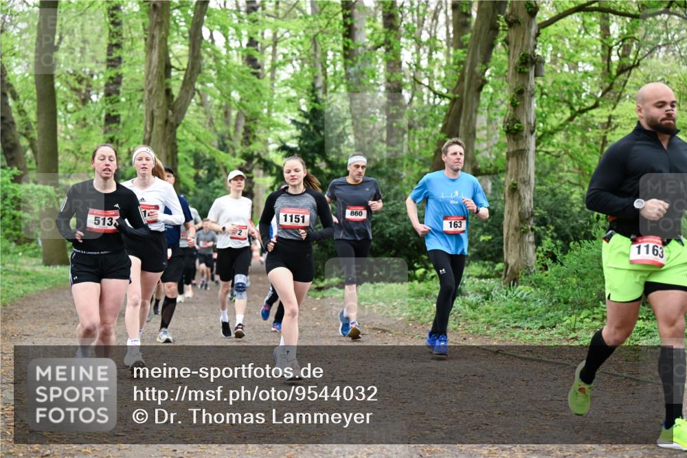 19.04.2026 - Hammer Lauf Dr. Thomas Lammeyer http://msf.ph/oto/9544032 19.04.2026 11:04:03 Laufen 513, 1151, 860, 163, 1163 meine-sportfotos.de