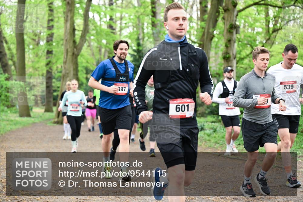 19.04.2026 - Hammer Lauf Dr. Thomas Lammeyer http://msf.ph/oto/9544115 19.04.2026 11:04:12 Laufen 656, 597, 601, 198, 539, 197 meine-sportfotos.de