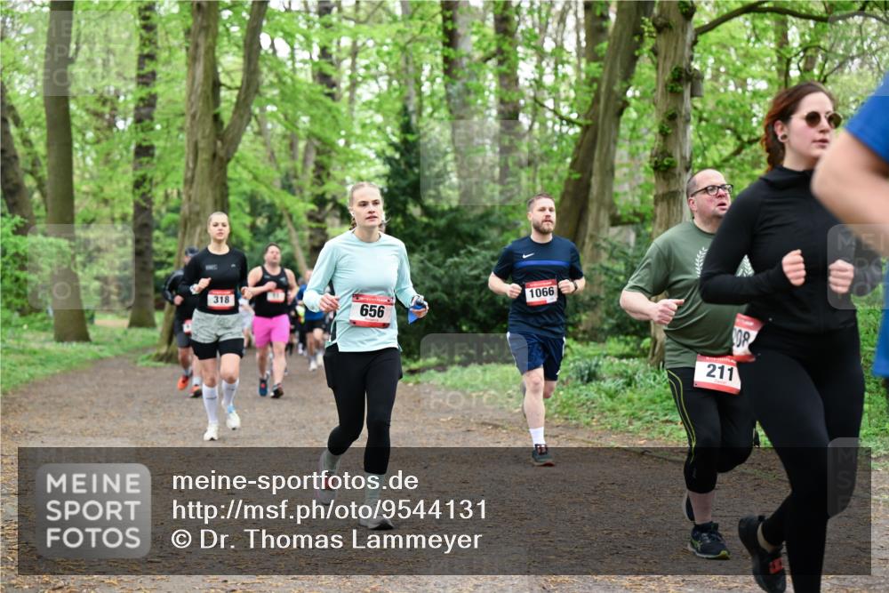 19.04.2026 - Hammer Lauf Dr. Thomas Lammeyer http://msf.ph/oto/9544131 19.04.2026 11:04:14 Laufen 318, 656, 1066, 211 meine-sportfotos.de