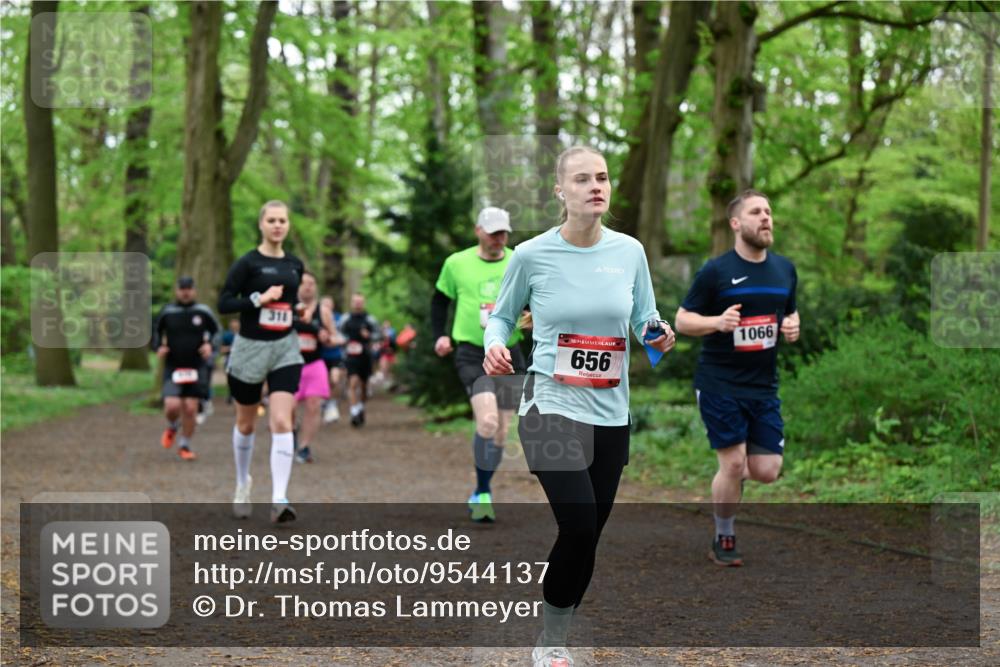 19.04.2026 - Hammer Lauf Dr. Thomas Lammeyer http://msf.ph/oto/9544137 19.04.2026 11:04:15 Laufen 311, 656, 1066 meine-sportfotos.de