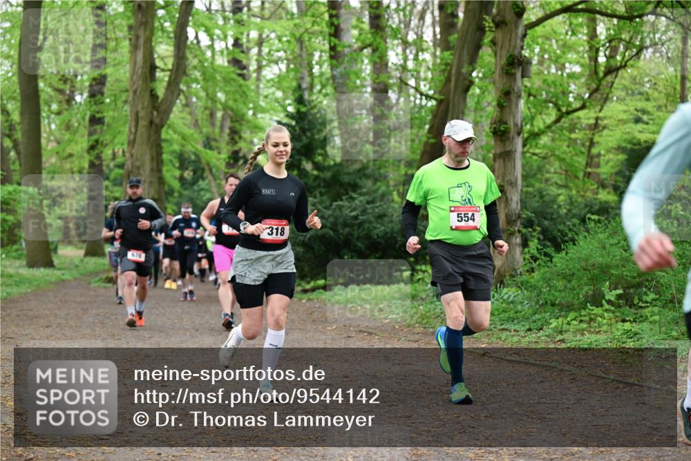 19.04.2026 - Hammer Lauf Dr. Thomas Lammeyer http://msf.ph/oto/9544142 19.04.2026 11:04:16 Laufen 678, 318, 554 meine-sportfotos.de