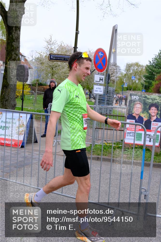 19.04.2026 - Hammer Lauf Tim E. http://msf.ph/oto/9544150 19.04.2026 12:15:39 Ziel 779, 1884, 1911 meine-sportfotos.de