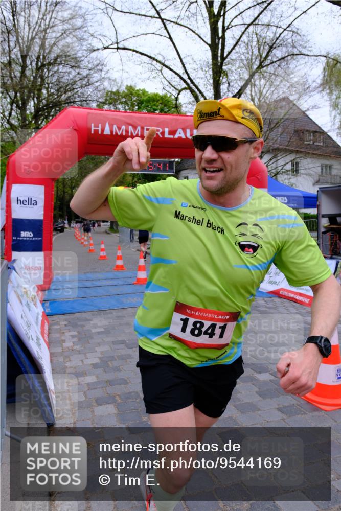19.04.2026 - Hammer Lauf Tim E. http://msf.ph/oto/9544169 19.04.2026 12:15:49 Ziel 193, 468, 1841 meine-sportfotos.de