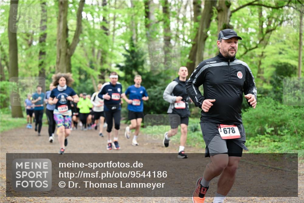 19.04.2026 - Hammer Lauf Dr. Thomas Lammeyer http://msf.ph/oto/9544186 19.04.2026 11:04:20 Laufen 1519, 678 meine-sportfotos.de