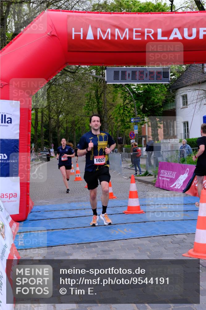 19.04.2026 - Hammer Lauf Tim E. http://msf.ph/oto/9544191 19.04.2026 12:16:33 Ziel 5, 7, 117, 1027 meine-sportfotos.de
