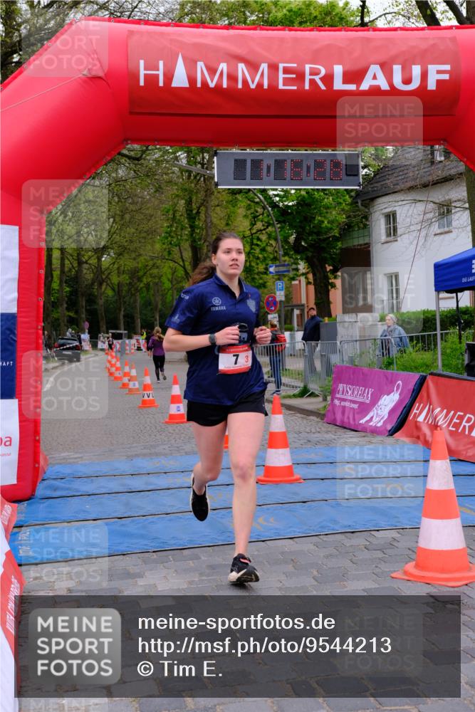 19.04.2026 - Hammer Lauf Tim E. http://msf.ph/oto/9544213 19.04.2026 12:16:36 Ziel 7, 117, 1027 meine-sportfotos.de