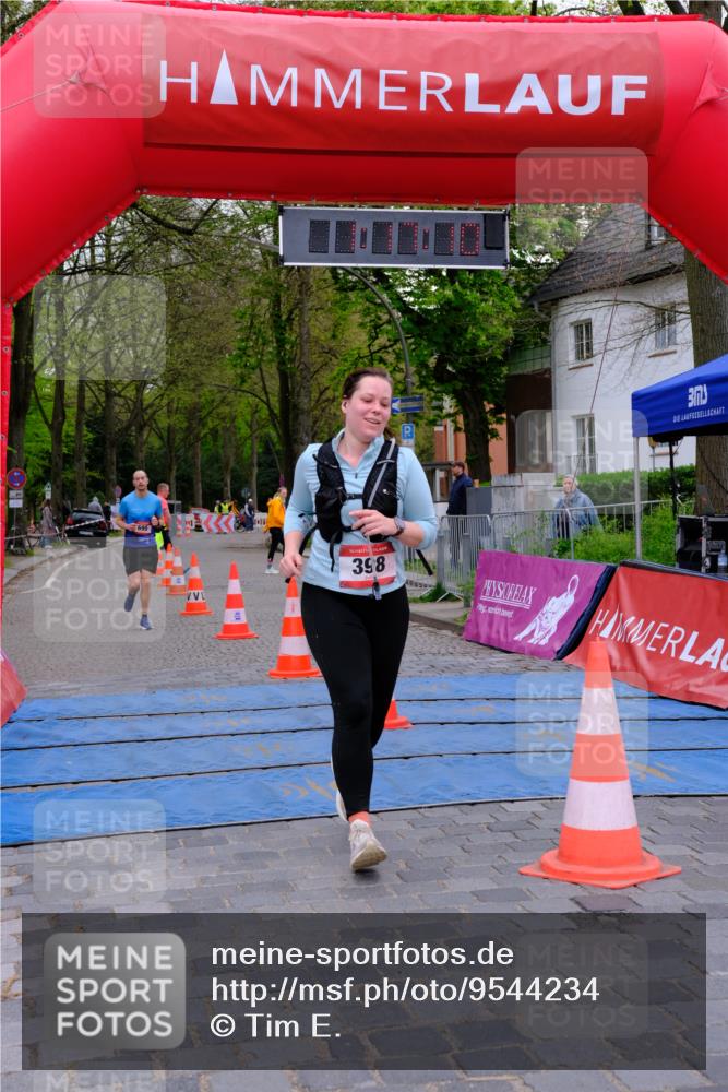 19.04.2026 - Hammer Lauf Tim E. http://msf.ph/oto/9544234 19.04.2026 12:17:18 Ziel 398 meine-sportfotos.de