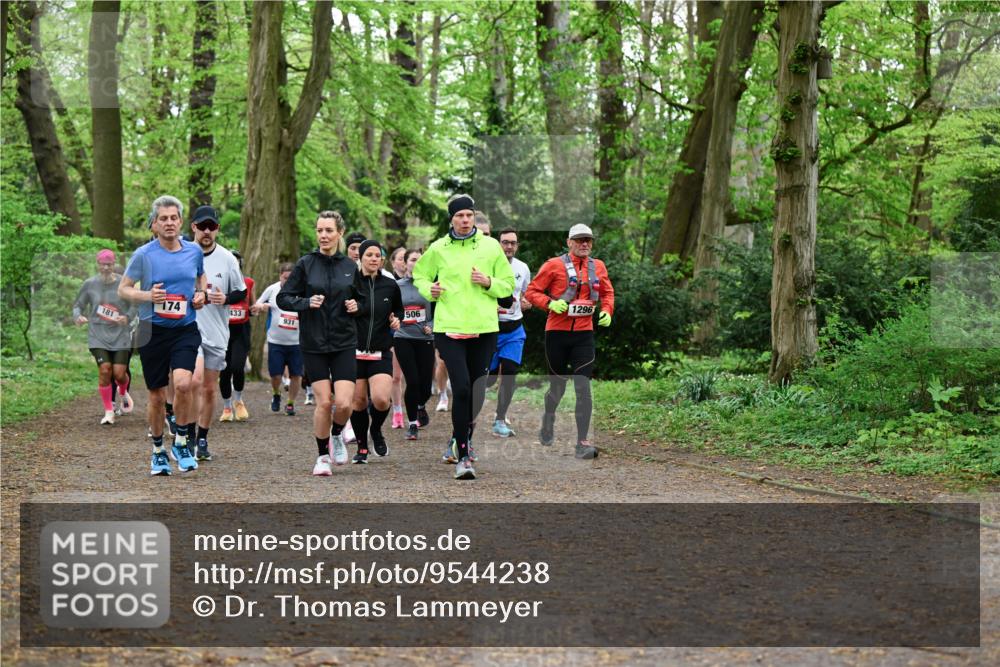 19.04.2026 - Hammer Lauf Dr. Thomas Lammeyer http://msf.ph/oto/9544238 19.04.2026 11:04:26 Laufen 181, 174, 1296, 433, 506, 931 meine-sportfotos.de