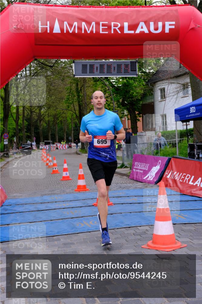 19.04.2026 - Hammer Lauf Tim E. http://msf.ph/oto/9544245 19.04.2026 12:17:22 Ziel 398 meine-sportfotos.de