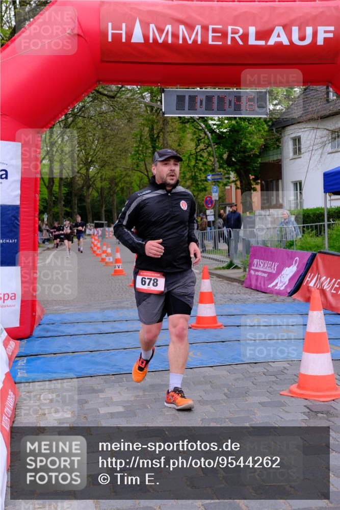 19.04.2026 - Hammer Lauf Tim E. http://msf.ph/oto/9544262 19.04.2026 12:17:54 Ziel 649, 678 meine-sportfotos.de