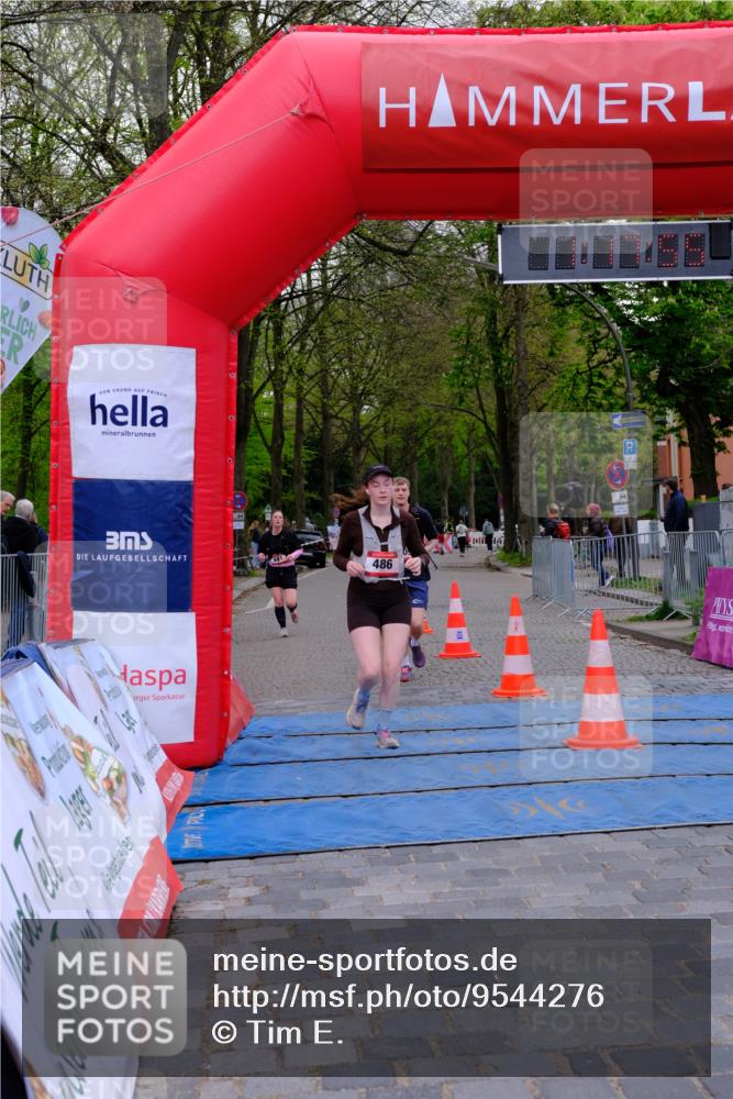 19.04.2026 - Hammer Lauf Tim E. http://msf.ph/oto/9544276 19.04.2026 12:18:03 Ziel 163, 409, 486, 952 meine-sportfotos.de