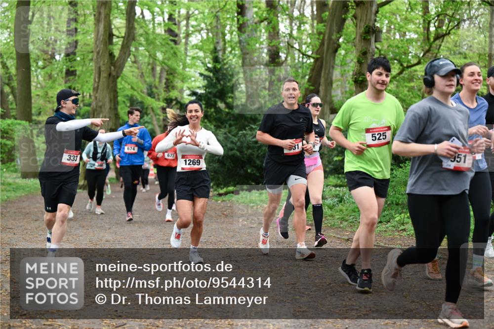19.04.2026 - Hammer Lauf Dr. Thomas Lammeyer http://msf.ph/oto/9544314 19.04.2026 11:04:34 Laufen 333, 674, 673, 1269, 525, 351 meine-sportfotos.de