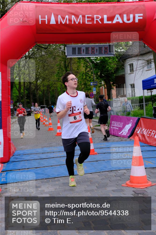 19.04.2026 - Hammer Lauf Tim E. http://msf.ph/oto/9544338 19.04.2026 12:18:27 Ziel 6, 19, 297, 433, 511, 1858 meine-sportfotos.de
