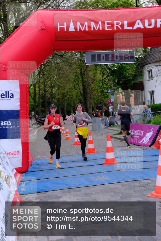 19.04.2026 - Hammer Lauf Tim E. http://msf.ph/oto/9544344 19.04.2026 12:18:30 Ziel 6, 19, 297, 433, 511, 1858 meine-sportfotos.de