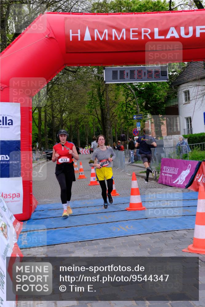 19.04.2026 - Hammer Lauf Tim E. http://msf.ph/oto/9544347 19.04.2026 12:18:30 Ziel 6, 19, 297, 433, 511, 1858 meine-sportfotos.de