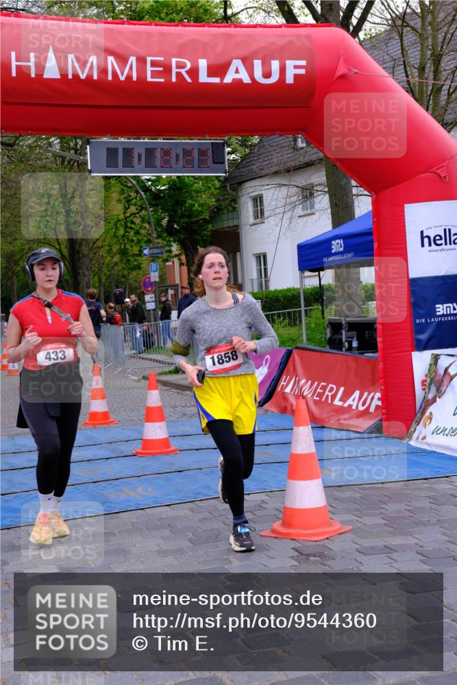 19.04.2026 - Hammer Lauf Tim E. http://msf.ph/oto/9544360 19.04.2026 12:18:31 Ziel 6, 19, 297, 433, 1858 meine-sportfotos.de