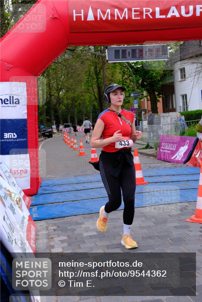 19.04.2026 - Hammer Lauf Tim E. http://msf.ph/oto/9544362 19.04.2026 12:18:32 Ziel 19, 433, 1858 meine-sportfotos.de