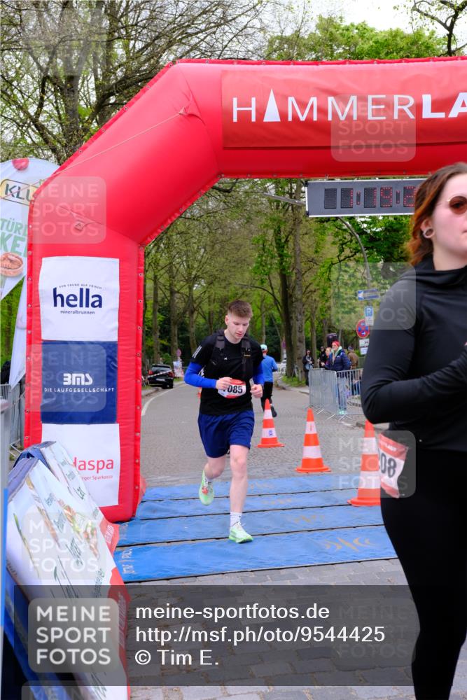 19.04.2026 - Hammer Lauf Tim E. http://msf.ph/oto/9544425 19.04.2026 12:19:34 Ziel 775, 1085, 1208, 1681, 1878 meine-sportfotos.de