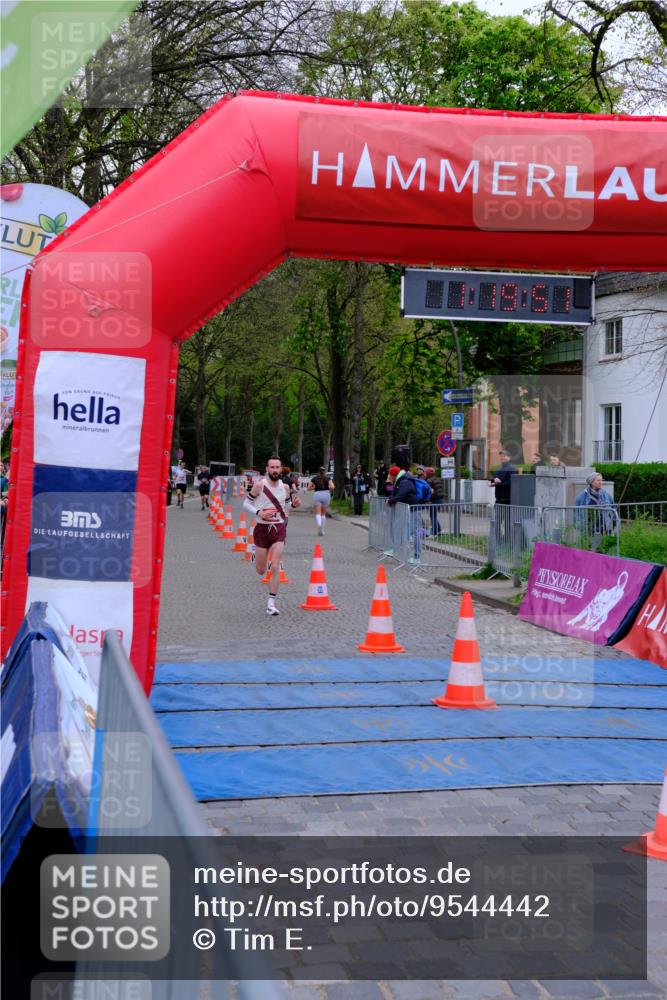 19.04.2026 - Hammer Lauf Tim E. http://msf.ph/oto/9544442 19.04.2026 12:19:59 Ziel 354, 664 meine-sportfotos.de