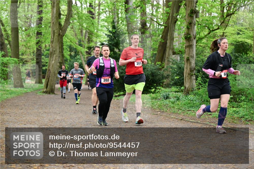 19.04.2026 - Hammer Lauf Dr. Thomas Lammeyer http://msf.ph/oto/9544457 19.04.2026 11:04:49 Laufen 202, 2015, 201 meine-sportfotos.de
