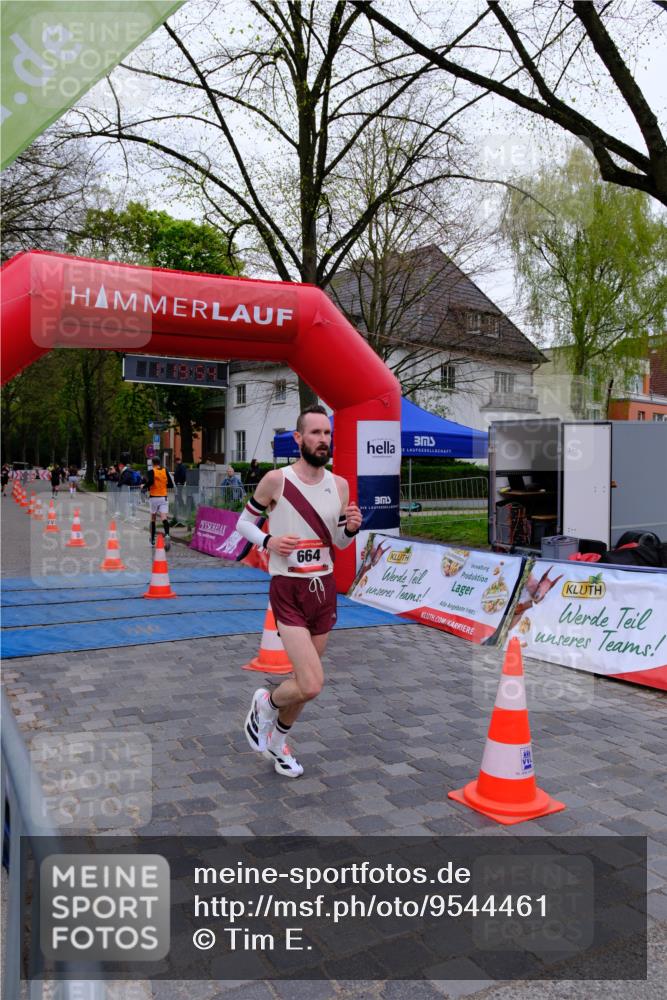 19.04.2026 - Hammer Lauf Tim E. http://msf.ph/oto/9544461 19.04.2026 12:20:02 Ziel 15, 354, 664 meine-sportfotos.de