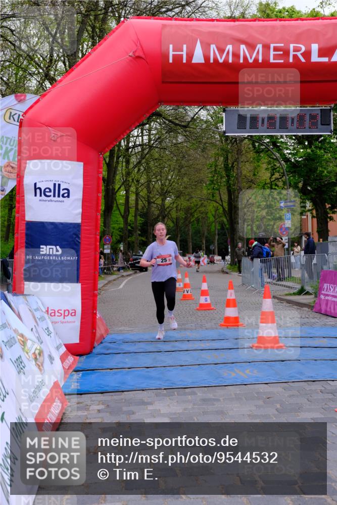 19.04.2026 - Hammer Lauf Tim E. http://msf.ph/oto/9544532 19.04.2026 12:21:10 Ziel 25 meine-sportfotos.de