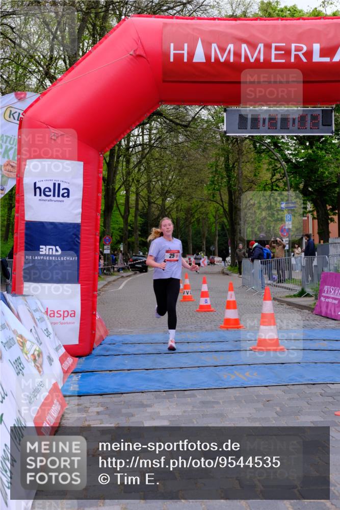 19.04.2026 - Hammer Lauf Tim E. http://msf.ph/oto/9544535 19.04.2026 12:21:10 Ziel 25 meine-sportfotos.de
