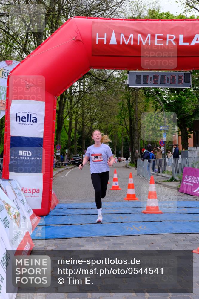 19.04.2026 - Hammer Lauf Tim E. http://msf.ph/oto/9544541 19.04.2026 12:21:10 Ziel 25 meine-sportfotos.de