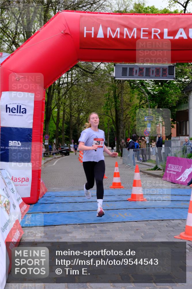 19.04.2026 - Hammer Lauf Tim E. http://msf.ph/oto/9544543 19.04.2026 12:21:11 Ziel 25 meine-sportfotos.de