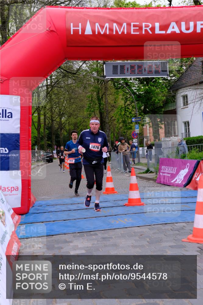 19.04.2026 - Hammer Lauf Tim E. http://msf.ph/oto/9544578 19.04.2026 12:22:12 Ziel 9, 10, 193, 1876 meine-sportfotos.de