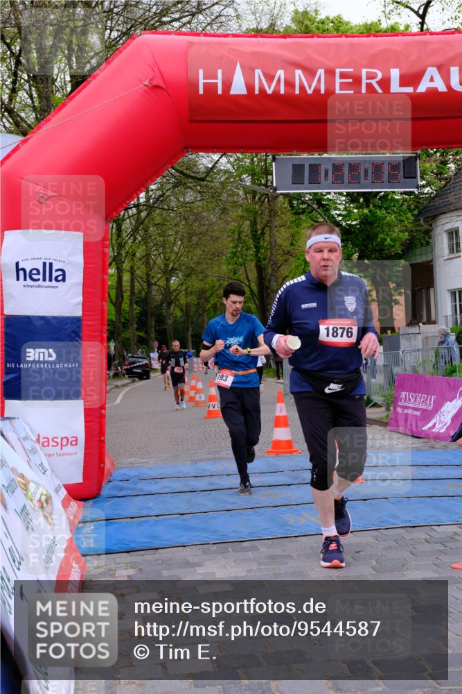 19.04.2026 - Hammer Lauf Tim E. http://msf.ph/oto/9544587 19.04.2026 12:22:13 Ziel 9, 10, 193, 779, 1876 meine-sportfotos.de