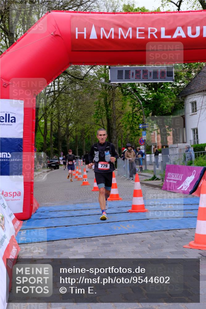 19.04.2026 - Hammer Lauf Tim E. http://msf.ph/oto/9544602 19.04.2026 12:22:17 Ziel 193, 779, 1876, 1884 meine-sportfotos.de