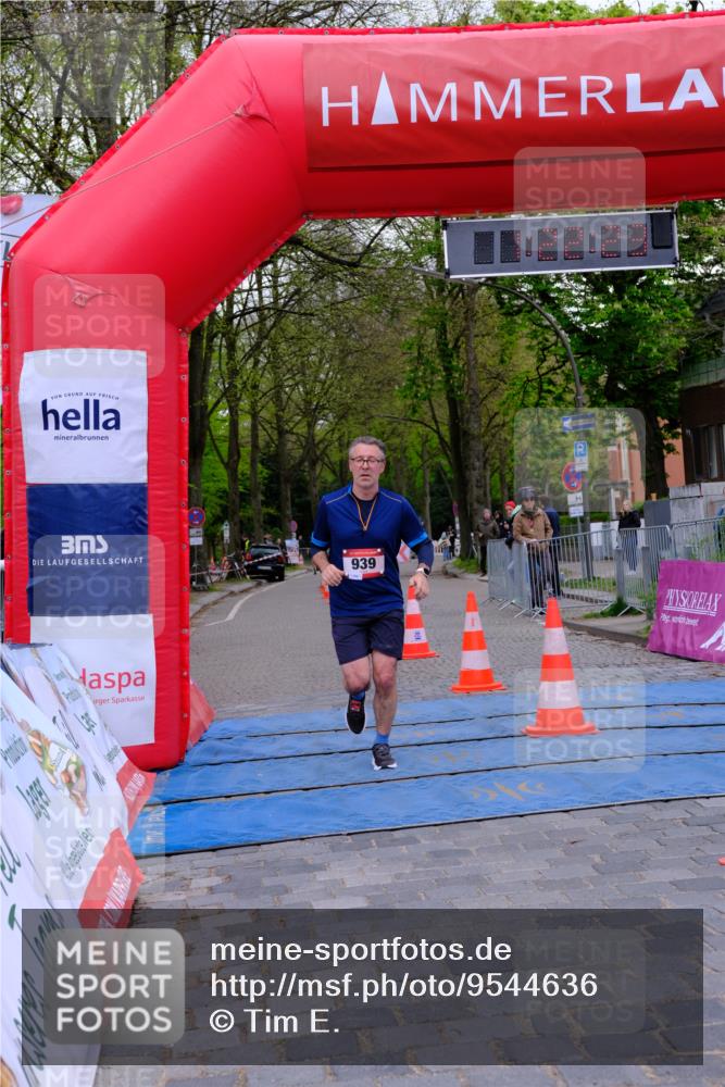 19.04.2026 - Hammer Lauf Tim E. http://msf.ph/oto/9544636 19.04.2026 12:22:31 Ziel 939 meine-sportfotos.de