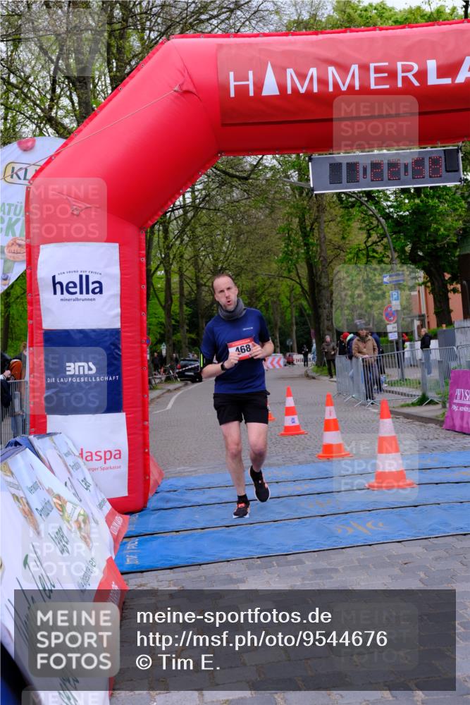 19.04.2026 - Hammer Lauf Tim E. http://msf.ph/oto/9544676 19.04.2026 12:23:06 Ziel 157, 351, 468, 862, 1165 meine-sportfotos.de