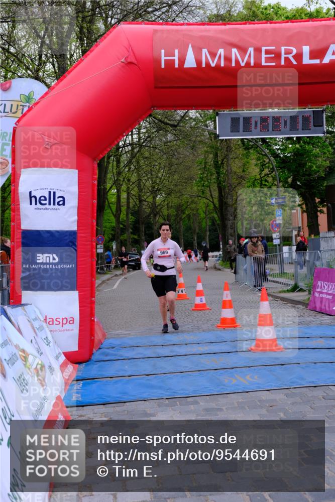 19.04.2026 - Hammer Lauf Tim E. http://msf.ph/oto/9544691 19.04.2026 12:23:25 Ziel 19, 928, 969 meine-sportfotos.de