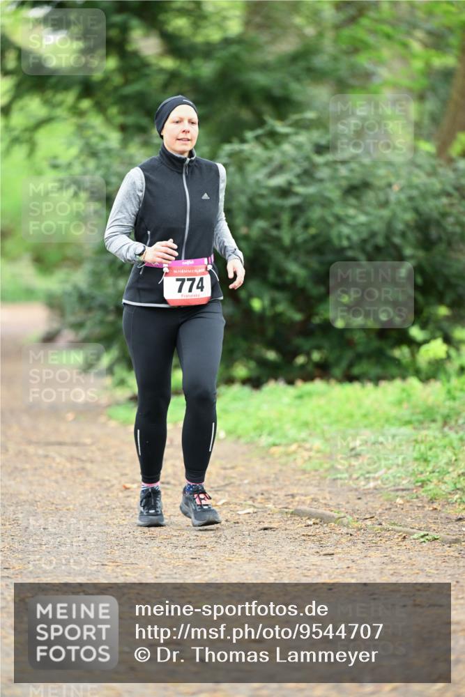 19.04.2026 - Hammer Lauf Dr. Thomas Lammeyer http://msf.ph/oto/9544707 19.04.2026 11:08:48 Laufen 774 meine-sportfotos.de