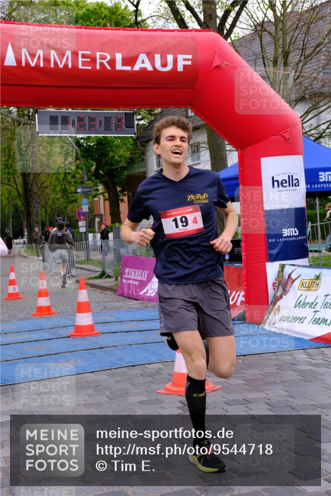 19.04.2026 - Hammer Lauf Tim E. http://msf.ph/oto/9544718 19.04.2026 12:23:27 Ziel 19, 928, 969 meine-sportfotos.de